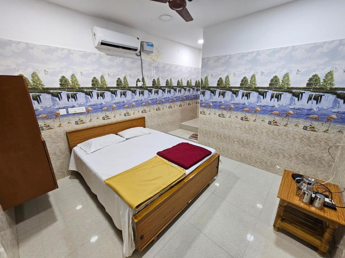 Arunachala Guest House Vriddhachalam Buitenkant foto