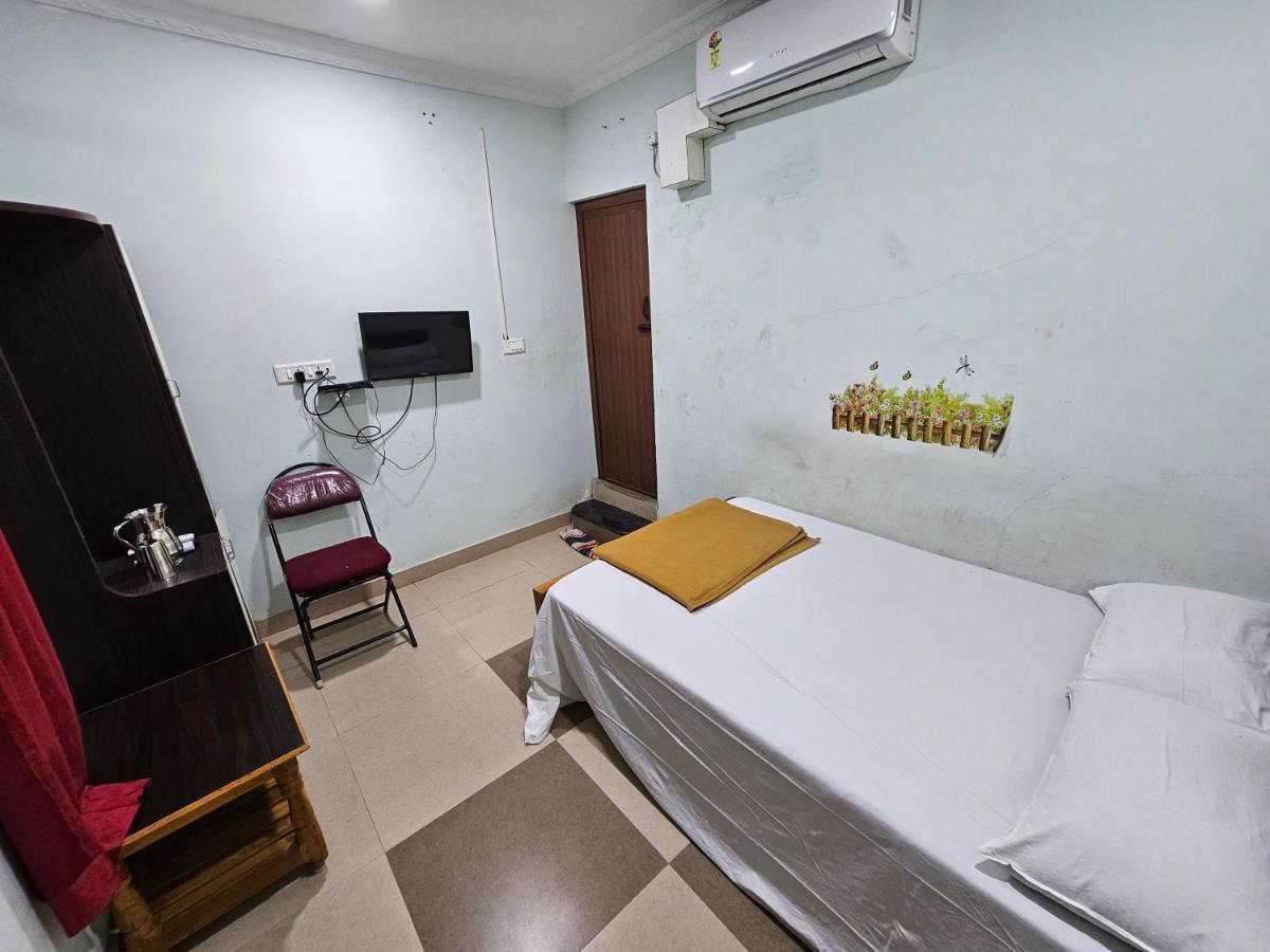 Arunachala Guest House Vriddhachalam Buitenkant foto